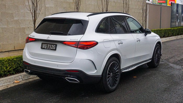 2026 Mercedes-Benz GLC-Class GLC300