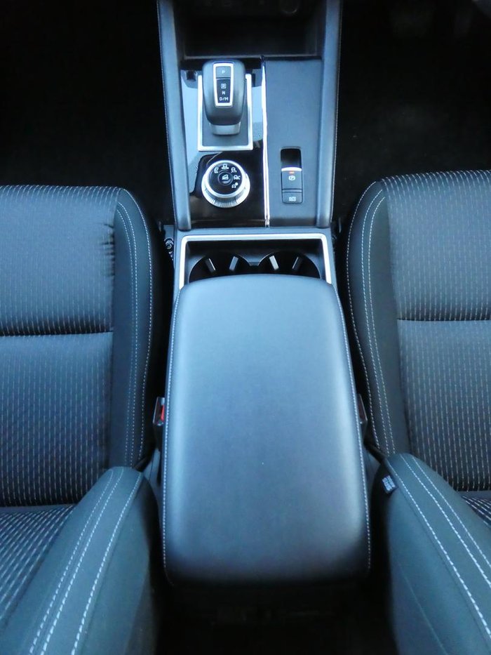 2024 Mitsubishi Outlander LS