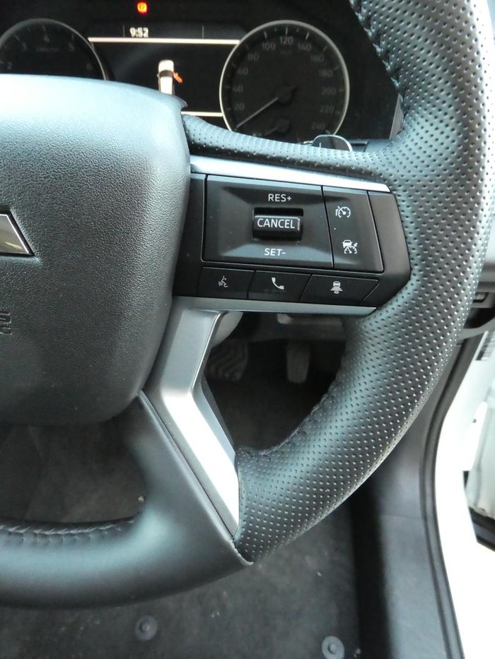 2024 Mitsubishi Outlander LS