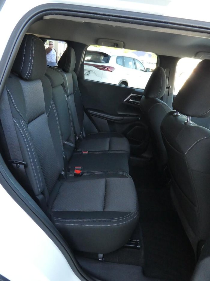 2024 Mitsubishi Outlander LS