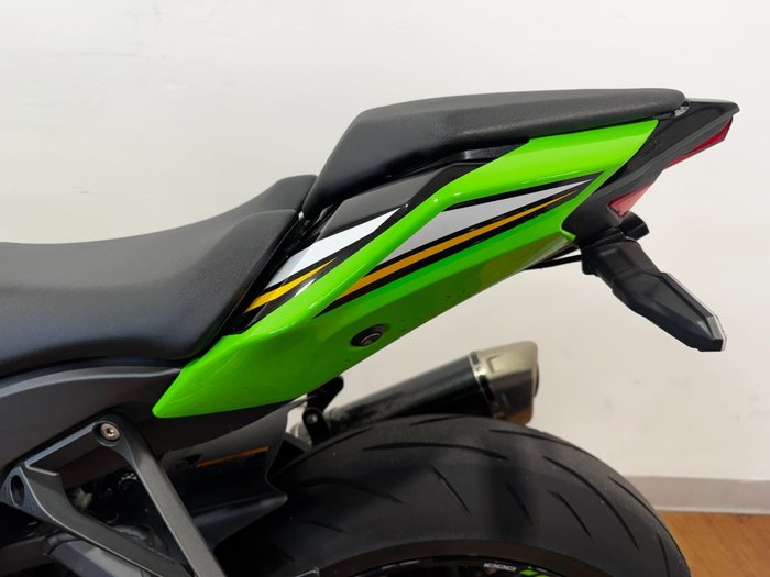 2025 Kawasaki NINJA ZX-10R GREEN