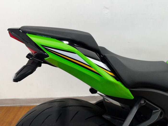 2025 Kawasaki NINJA ZX-10R GREEN