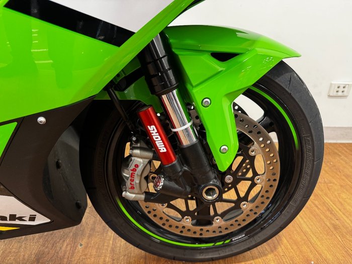2025 Kawasaki NINJA ZX-10R GREEN