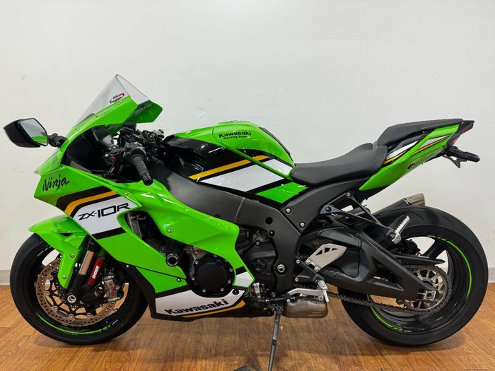 2025 Kawasaki NINJA ZX-10R GREEN