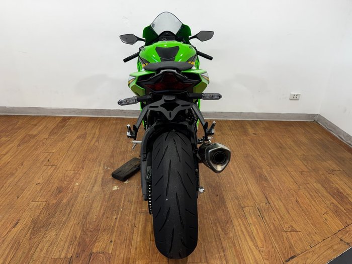 2025 Kawasaki NINJA ZX-10R GREEN