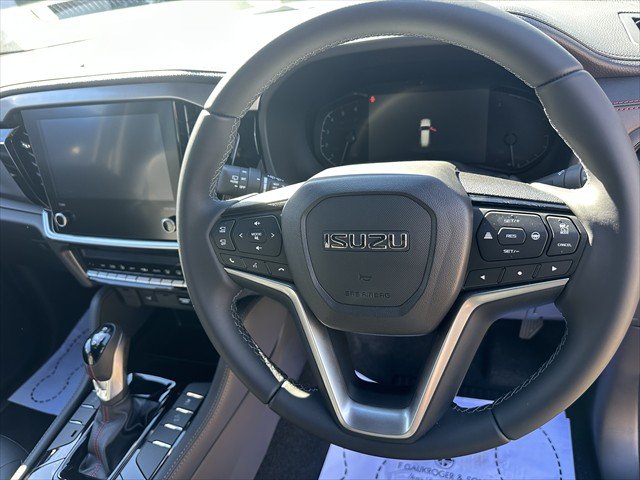 2026 ISUZU MU-X XT