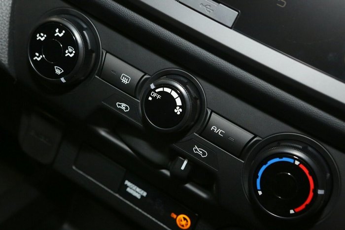 2025 Isuzu D-MAX SX