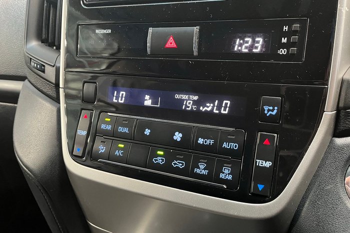 2020 Toyota Landcruiser GXL
