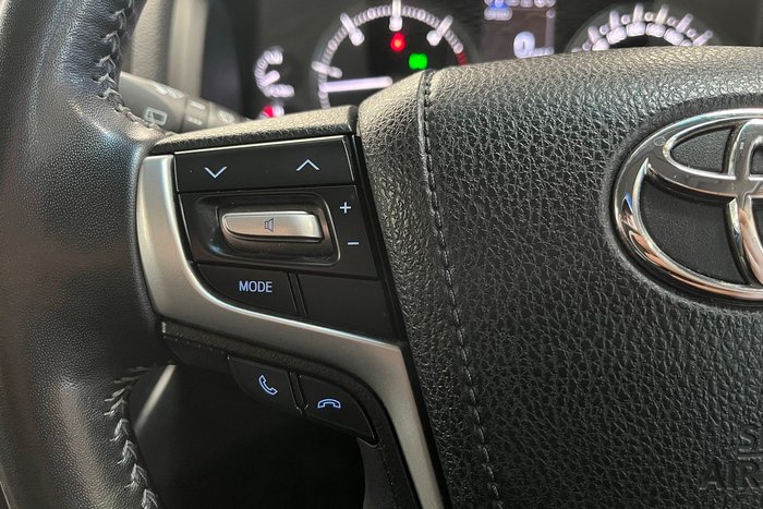 2020 Toyota Landcruiser GXL