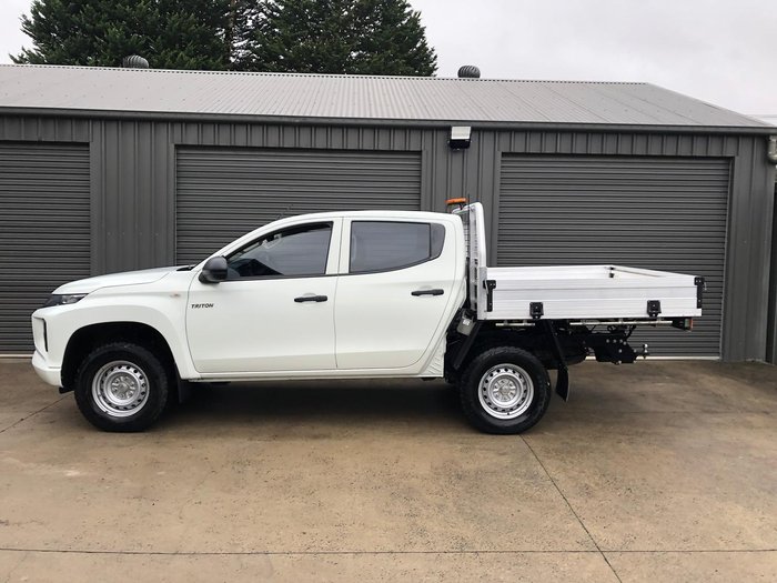 2022 Mitsubishi Triton GLX
