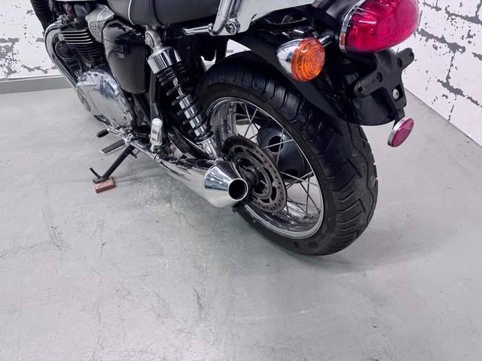 2017 Triumph Bonneville T100 (900cc) Bonneville Blue