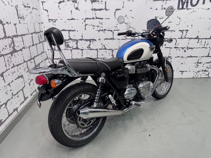 2017 Triumph Bonneville T100 (900cc) Bonneville Blue