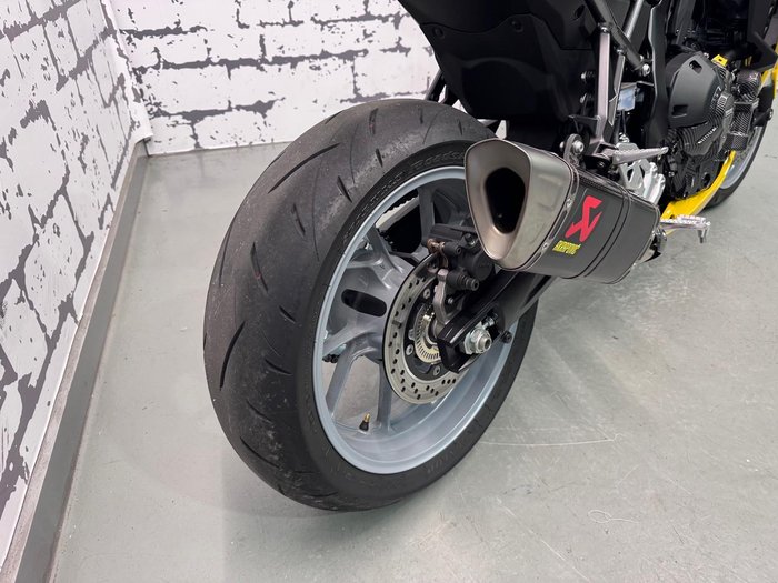 2025 Suzuki GSX-8R GSX-R Yellow