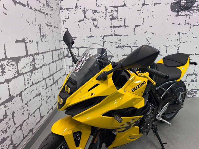 2025 Suzuki GSX-8R GSX-R Yellow