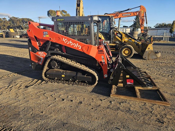 2026 Kubota Svl75-3