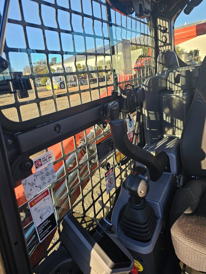 2026 Kubota Svl75-3