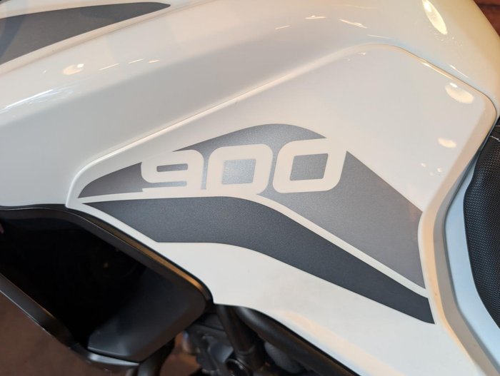 2020 Triumph Tiger 900 GT Pro Tiger White