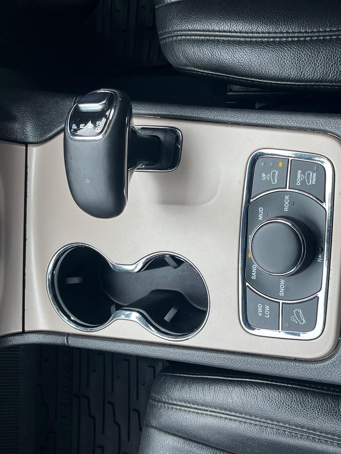 2013 Jeep Grand Cherokee Laredo