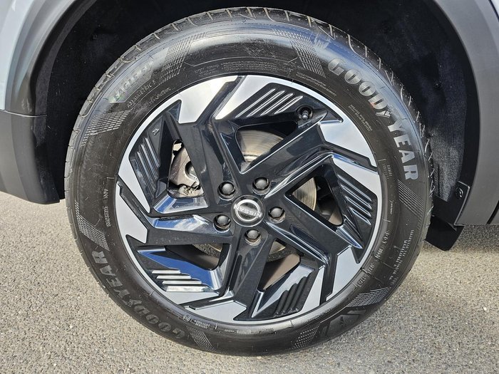 2025 Nissan QASHQAI ST-L