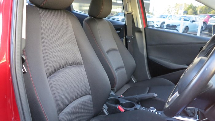 2015 Mazda 2 Maxx DL Series Soul Red