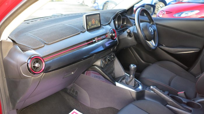 2015 Mazda 2 Maxx DL Series Soul Red