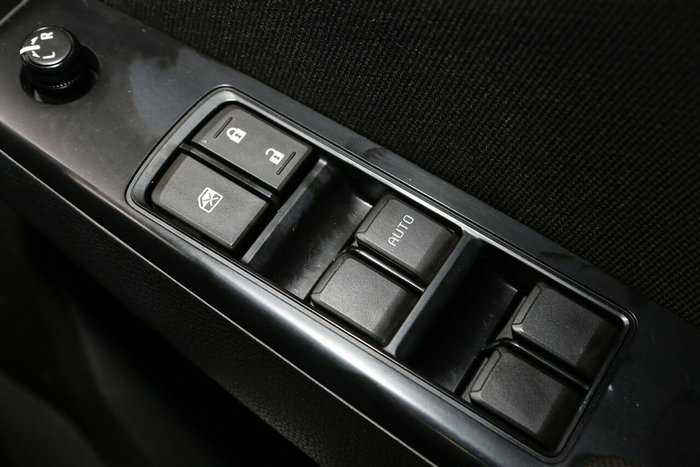 2022 Isuzu MU-X LS-M