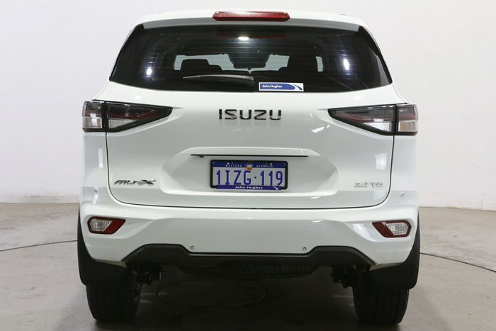 2022 Isuzu MU-X LS-M