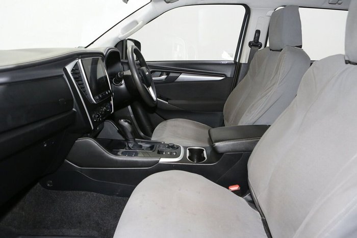 2022 Isuzu MU-X LS-M