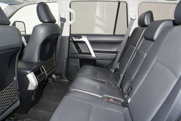 2020 Toyota Landcruiser Prado Kakadu