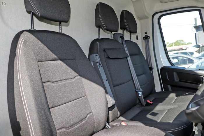 2025 Peugeot Boxer Pro
