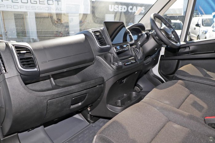 2025 Peugeot Boxer Pro