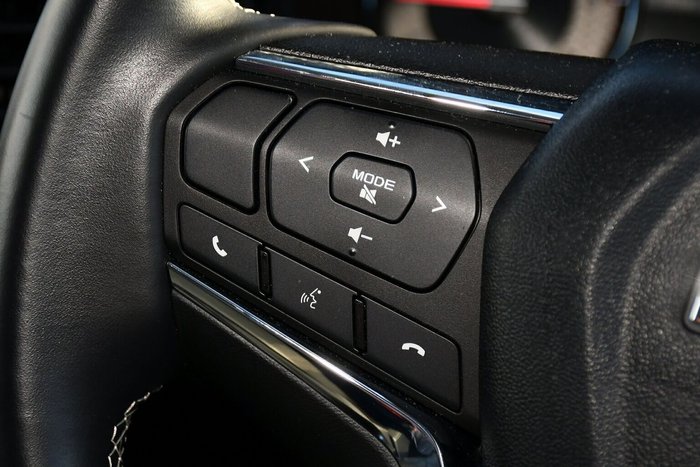 2023 Isuzu MU-X LS-T