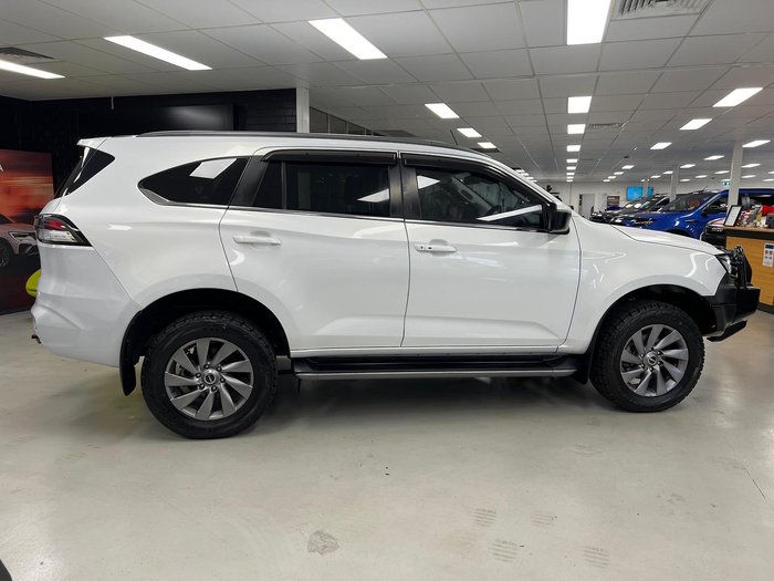 2021 Isuzu MU-X LS-U