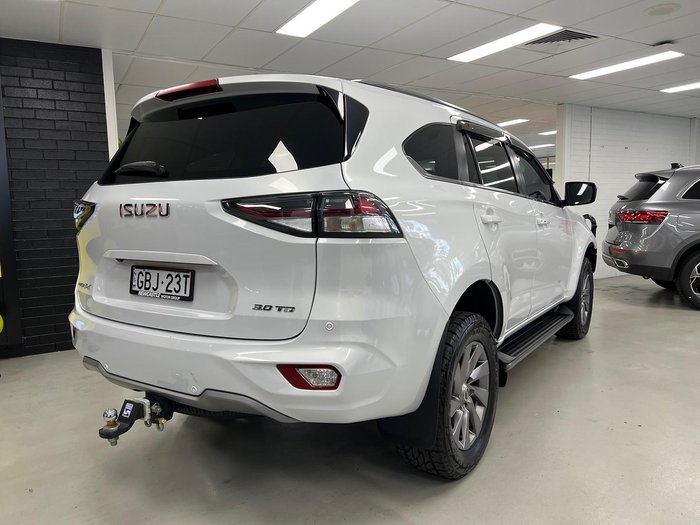 2021 Isuzu MU-X LS-U