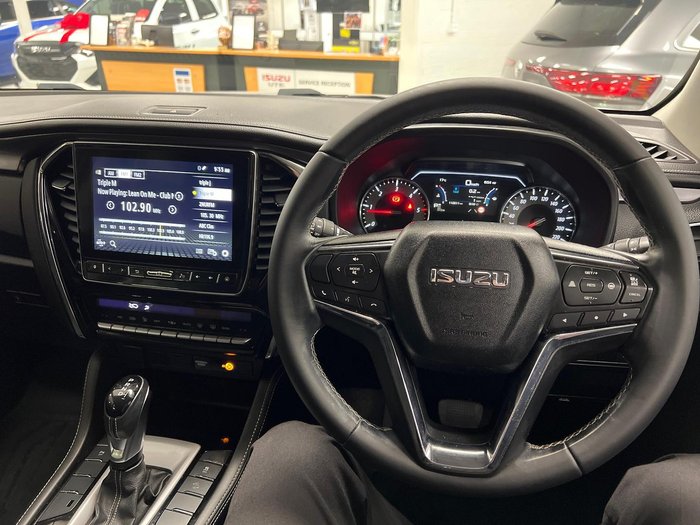 2021 Isuzu MU-X LS-U