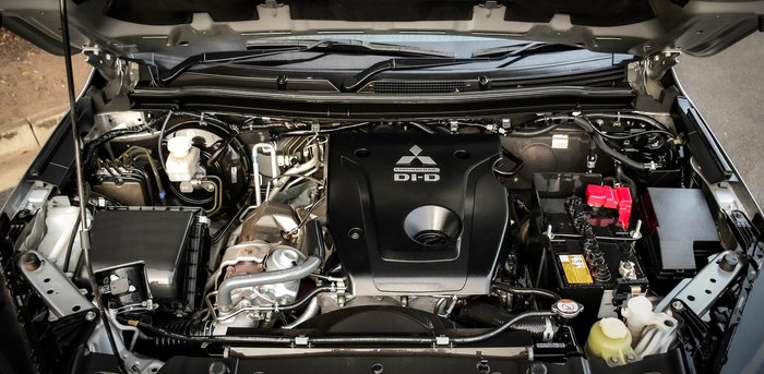 2023 Mitsubishi Pajero Sport GLS