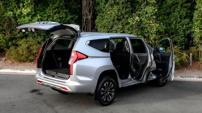 2023 Mitsubishi Pajero Sport GLS