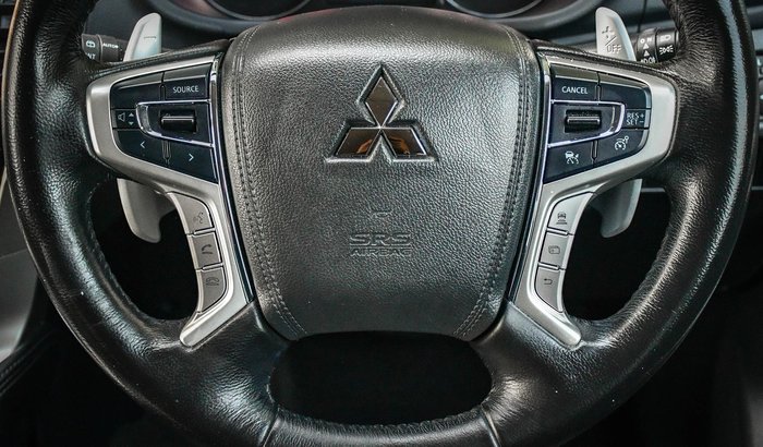 2023 Mitsubishi Pajero Sport GLS