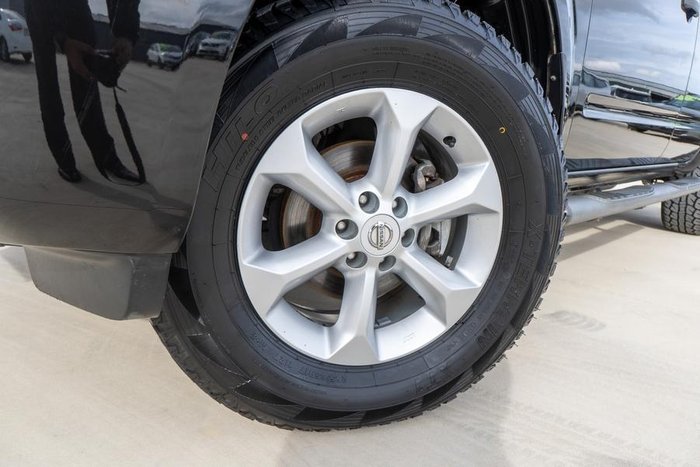 2012 Nissan Navara ST