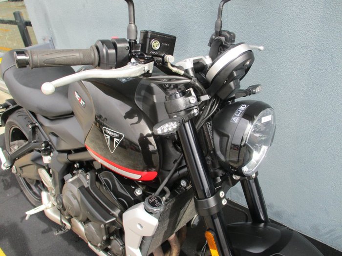 2023 Triumph TRIDENT 660 Black