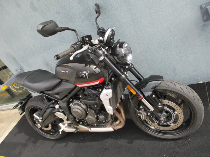 2023 Triumph TRIDENT 660 Black