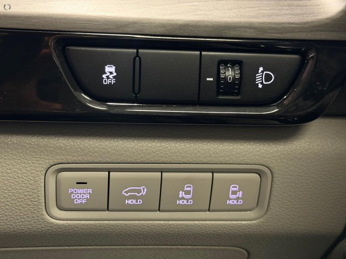 2023 Kia Carnival SLi
