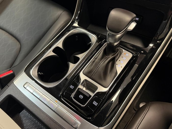 2023 Kia Carnival SLi