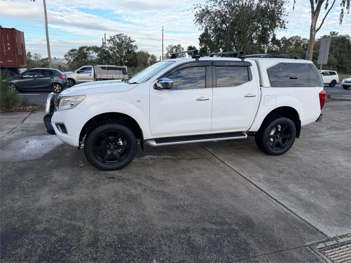 2015 NISSAN NAVARA ST (4x2)