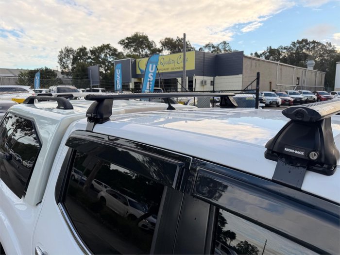 2015 NISSAN NAVARA ST (4x2)