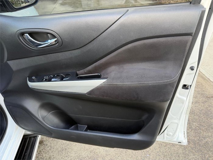 2015 NISSAN NAVARA ST (4x2)