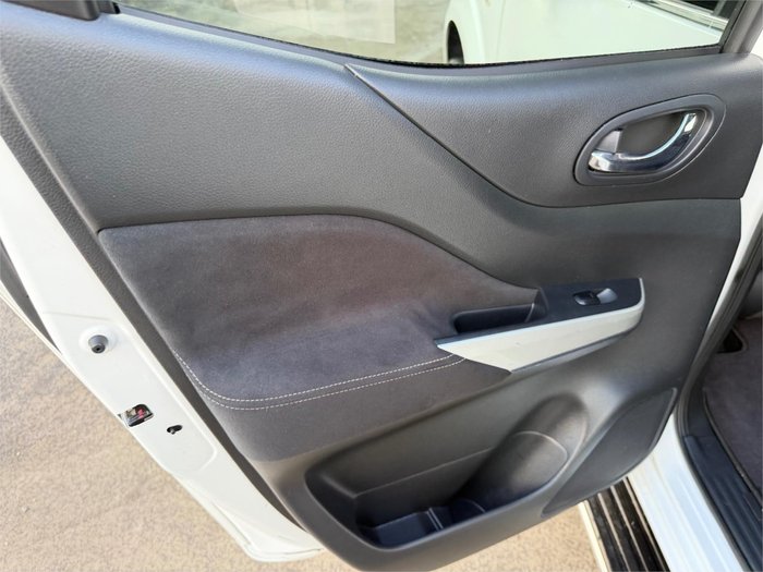 2015 NISSAN NAVARA ST (4x2)