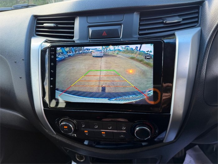 2015 NISSAN NAVARA ST (4x2)