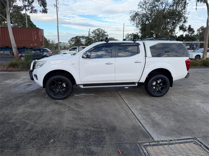 2015 NISSAN NAVARA ST (4x2)