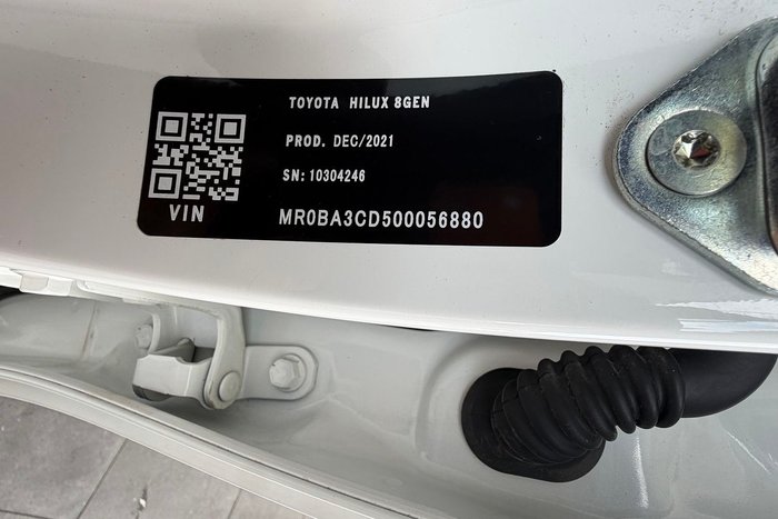 2021 Toyota Hilux SR5